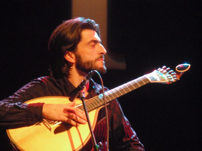 GUITARRA PORTUGUESA - LUIS GUERREIRO