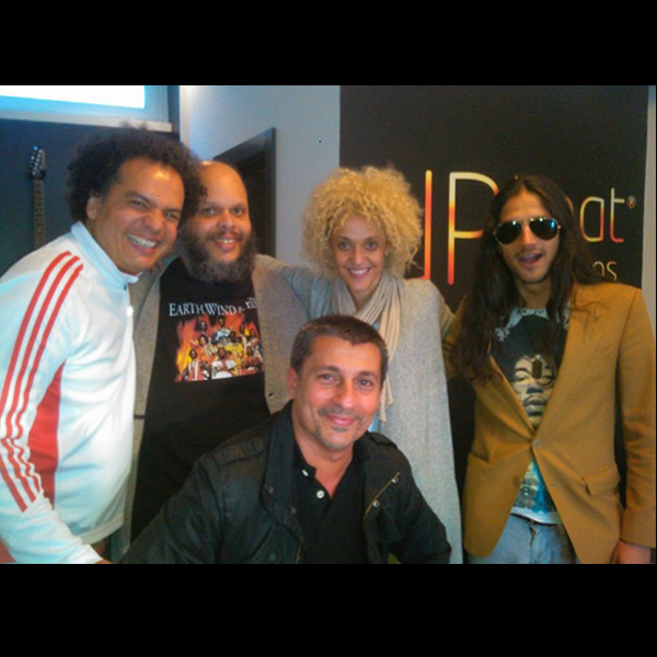 Mariza & Ed Motta